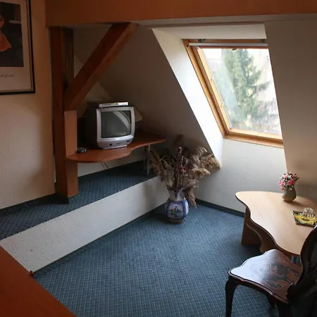 Barokk Antik Konukevi 3*