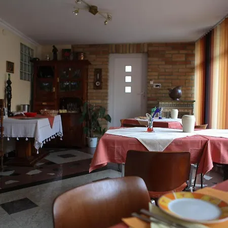 Barokk Antik 3* Kecskemét