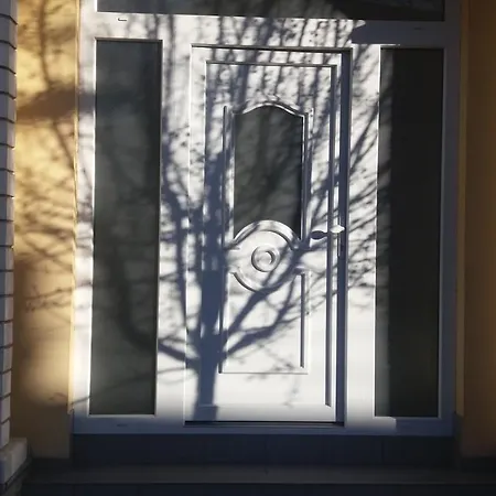 Barokk Antik Konukevi 3*