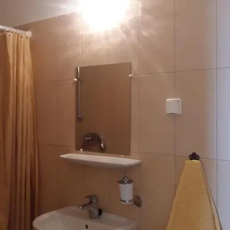 Barokk Antik Konukevi 3*