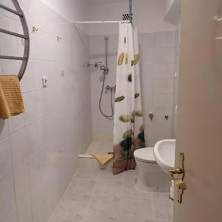 Konukevi Barokk Antik 3*